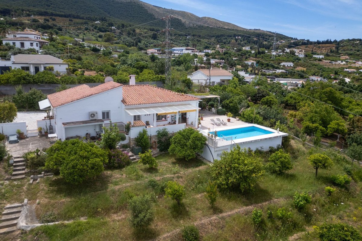3 Bed Detached Villa in Alhaurín el Grande