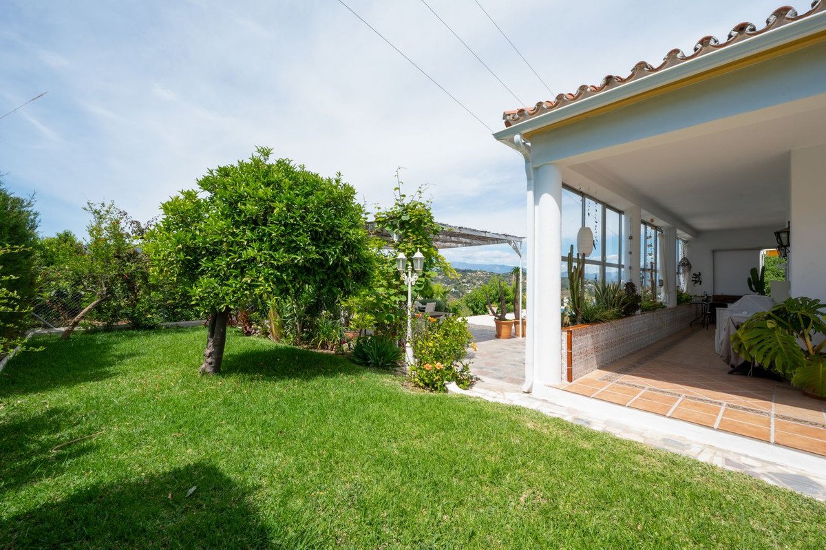 3 Bed Detached Villa in Alhaurín el Grande