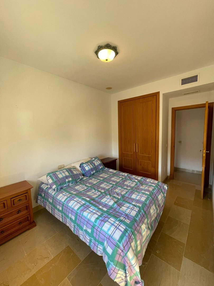 3 Bed Middle Floor Apartment in San Pedro de Alcántara