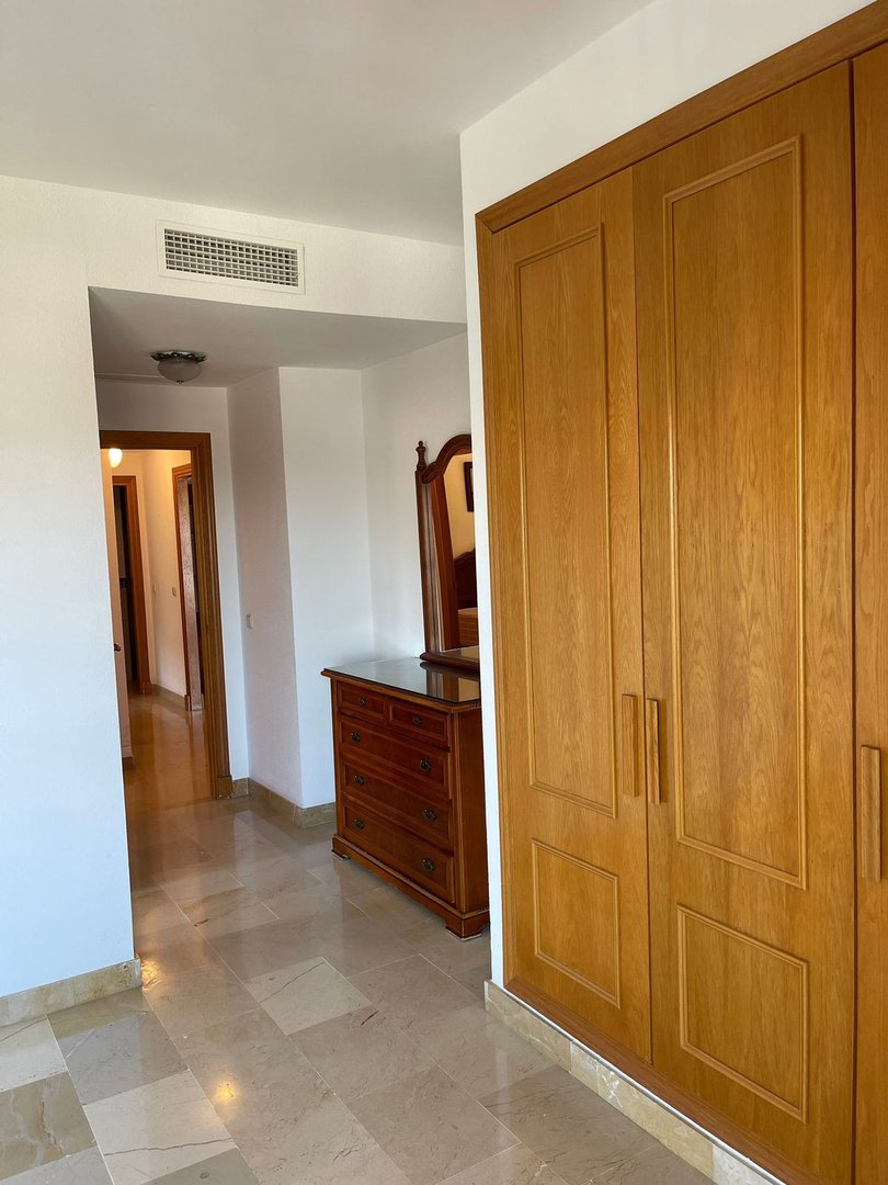 3 Bed Middle Floor Apartment in San Pedro de Alcántara