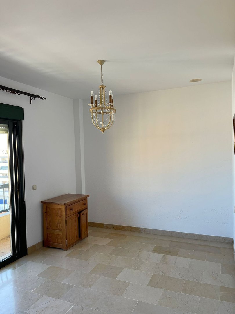 3 Bed Middle Floor Apartment in San Pedro de Alcántara