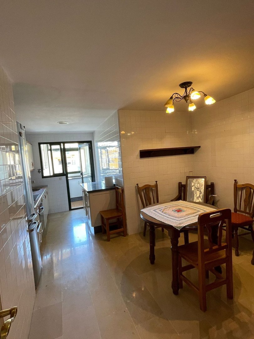 3 Bed Middle Floor Apartment in San Pedro de Alcántara