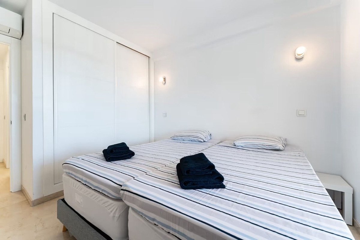3 Bed Middle Floor Apartment in Fuengirola