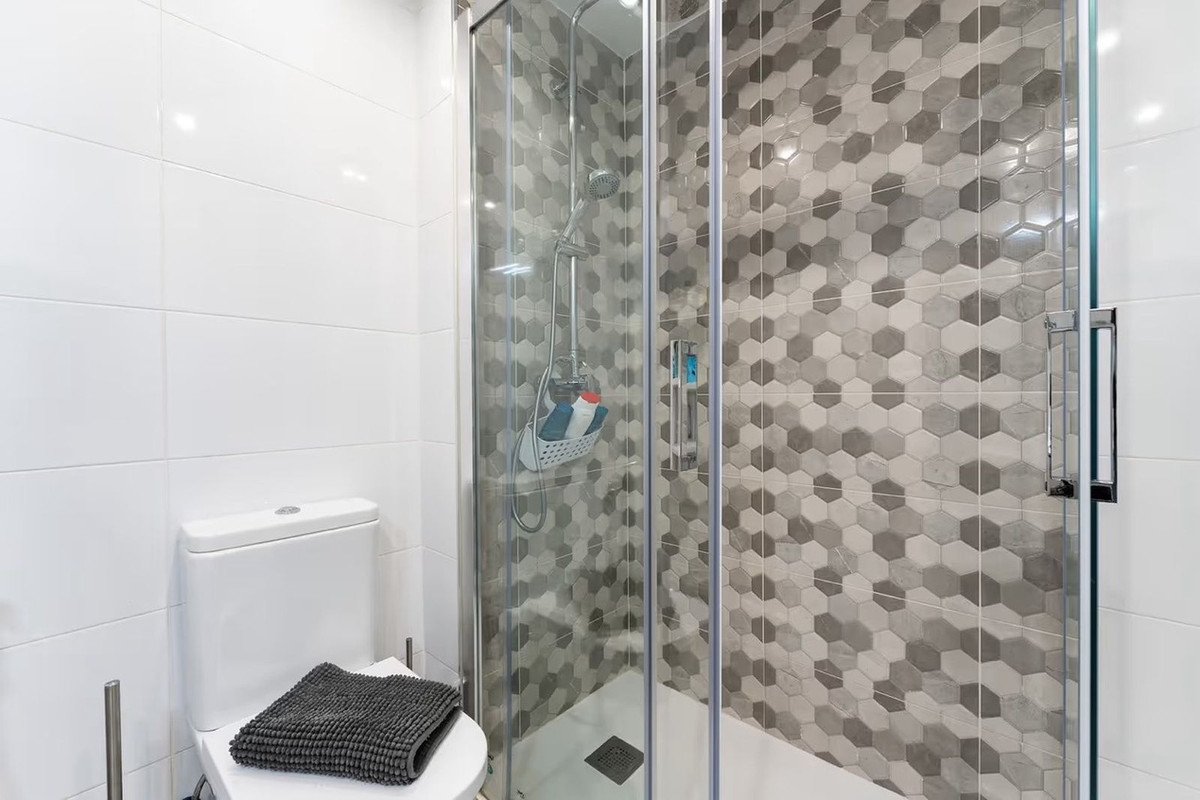 3 Bed Middle Floor Apartment in Fuengirola