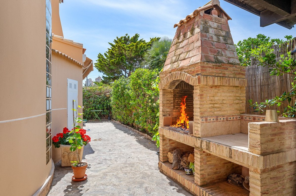 6 Bed Detached Villa in La Mata