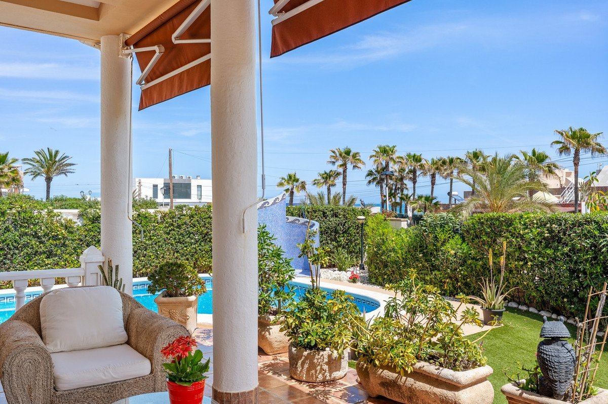 6 Bed Detached Villa in La Mata