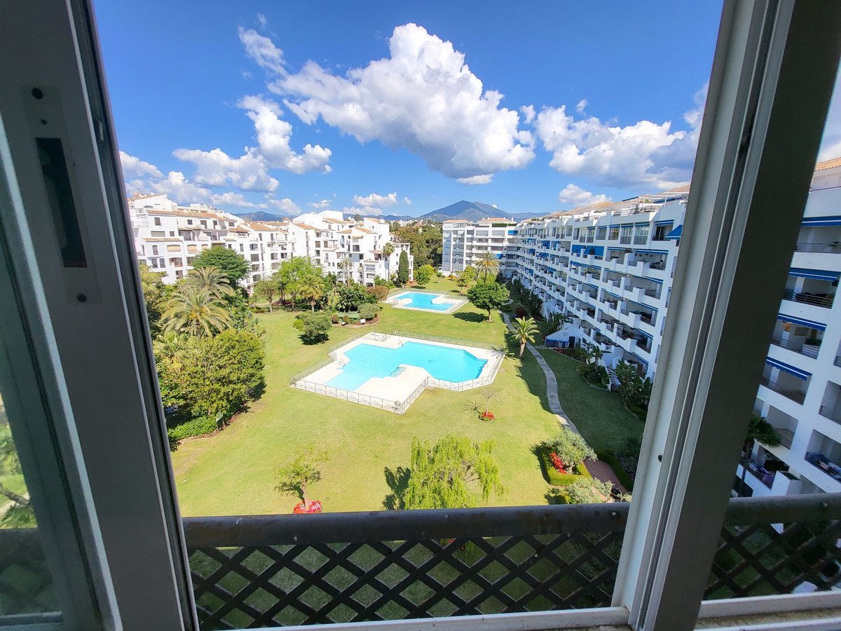4 Bed Penthouse Duplex in Puerto Banús