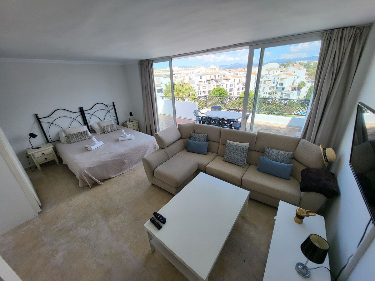 4 Bed Penthouse Duplex in Puerto Banús