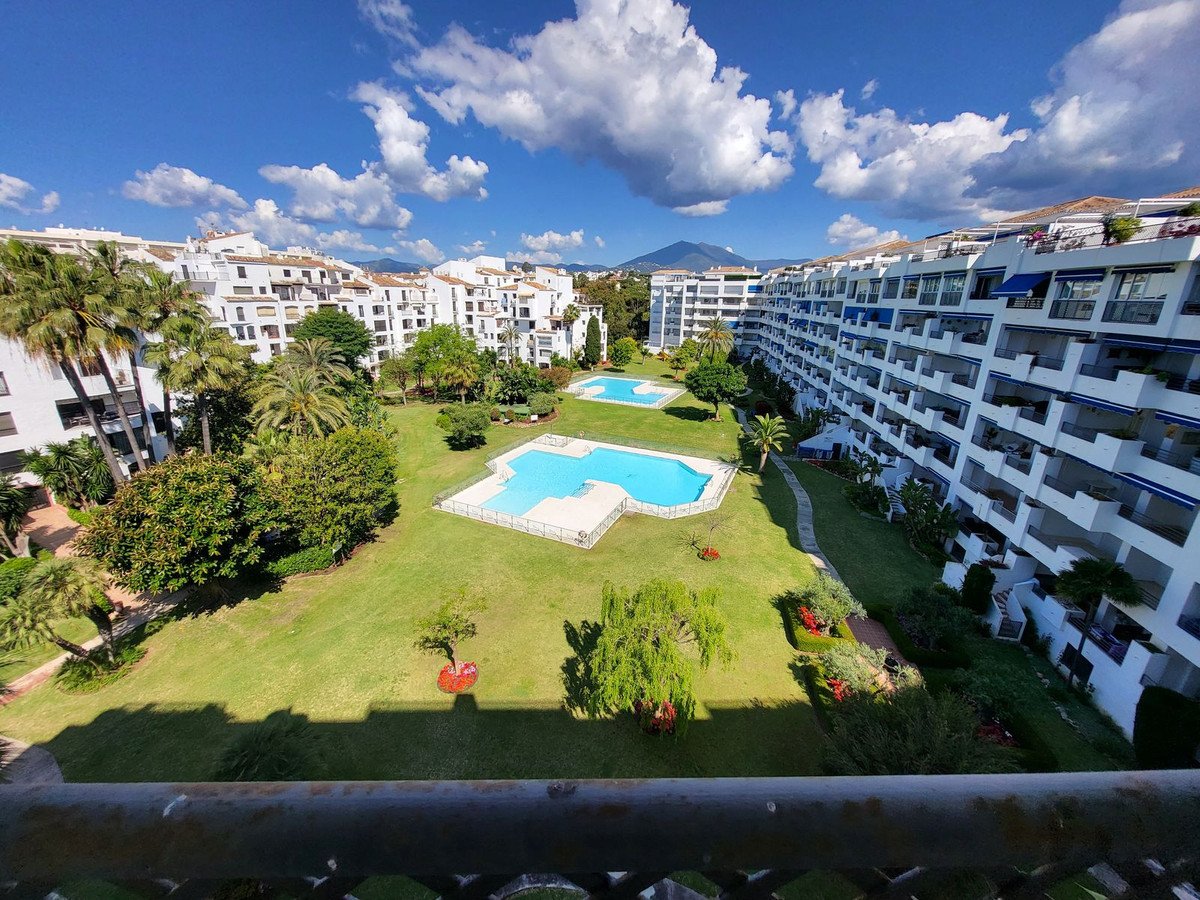 4 Bed Penthouse Duplex in Puerto Banús
