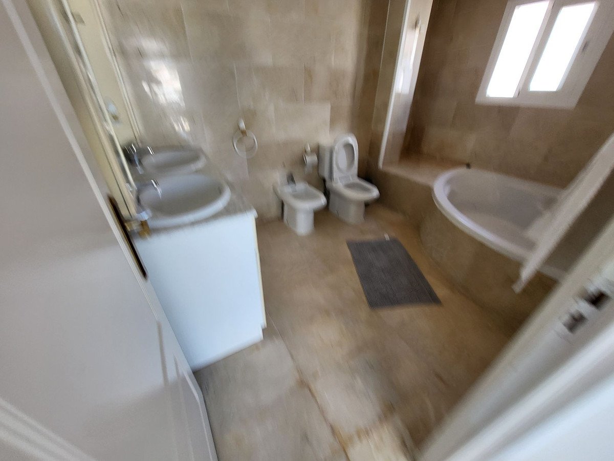 4 Bed Penthouse Duplex in Puerto Banús