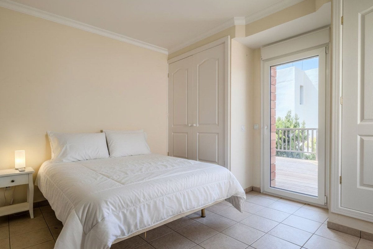 5 Bed Detached Villa in El Faro