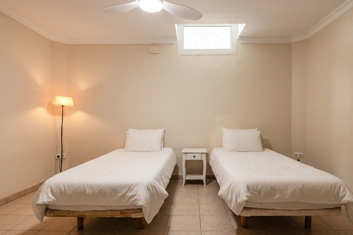 5 Bed Detached Villa in El Faro