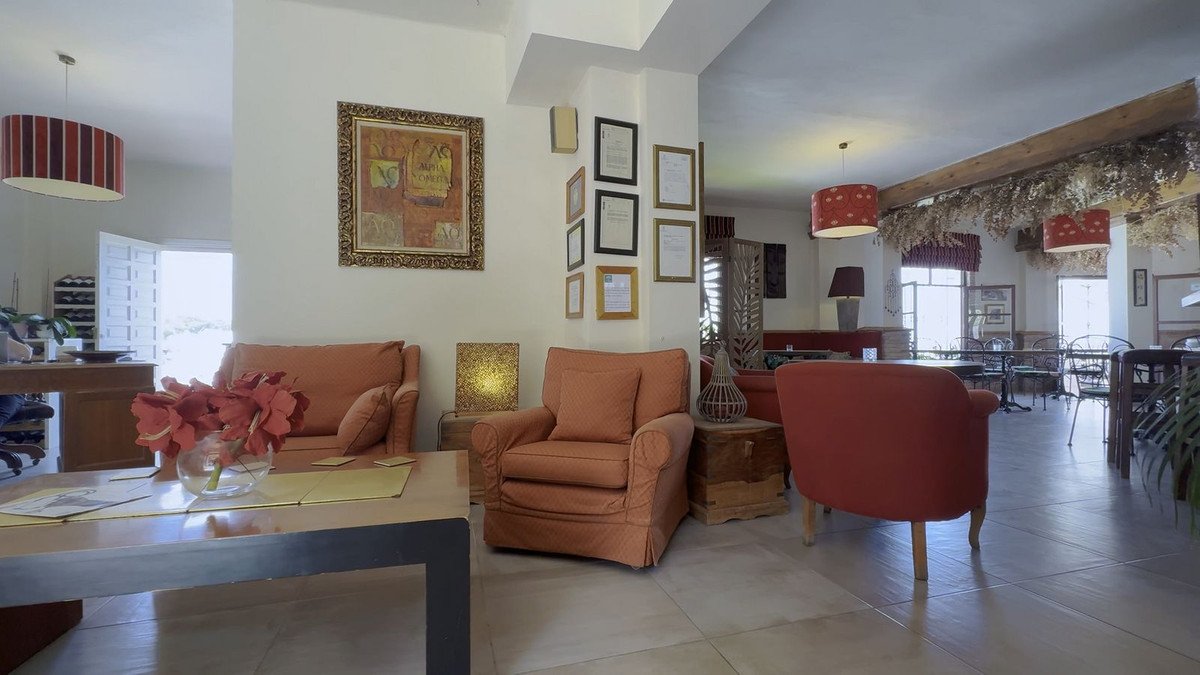 7 Bed Hostel in Nerja