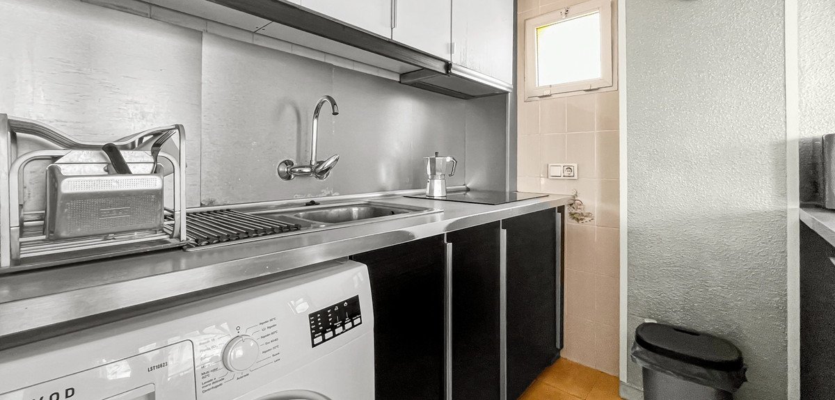 2 Bed Middle Floor Apartment in Mar Azul