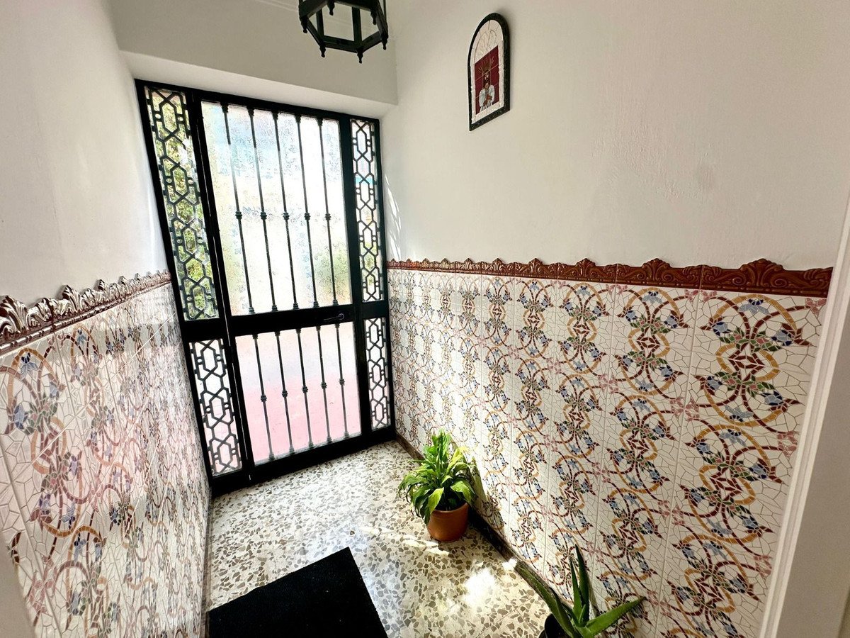 2 Bed Ground Floor Apartment in Estepona