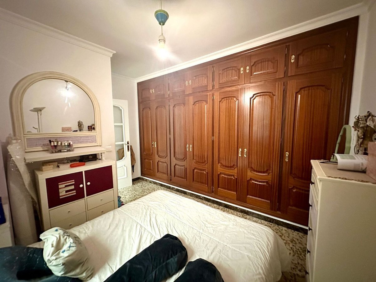 2 Bed Ground Floor Apartment in Estepona