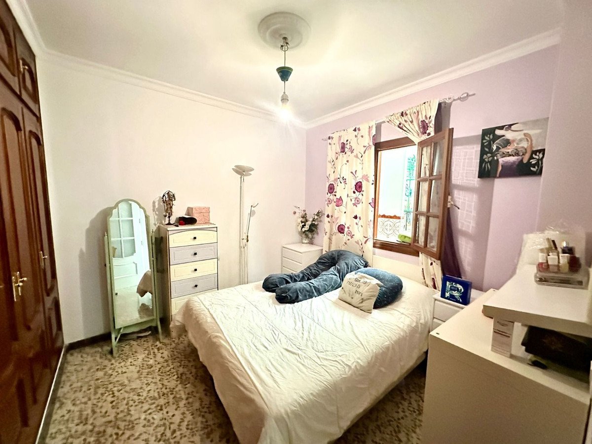 2 Bed Ground Floor Apartment in Estepona