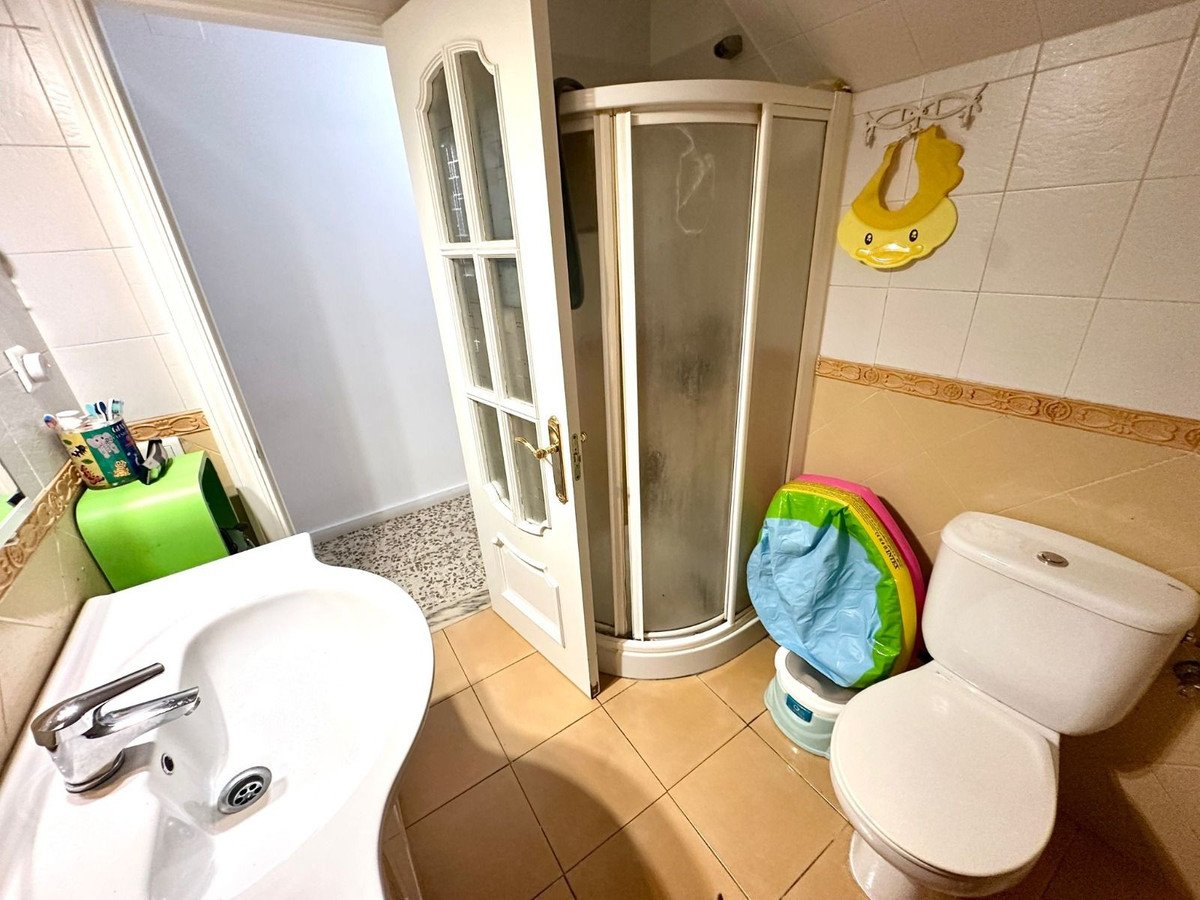2 Bed Ground Floor Apartment in Estepona