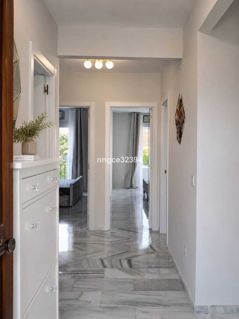 3 Bed Penthouse Duplex in New Golden Mile