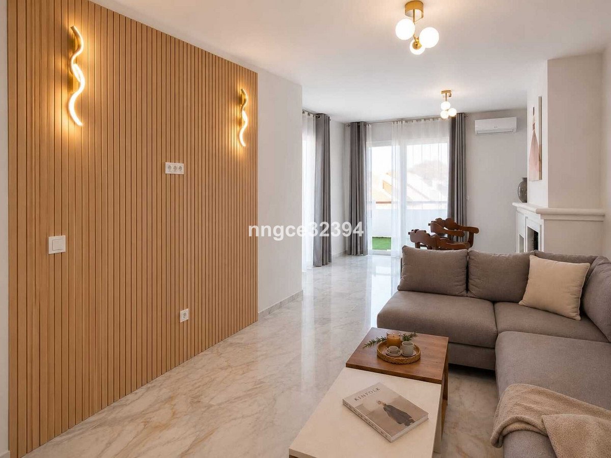 3 Bed Penthouse Duplex in New Golden Mile