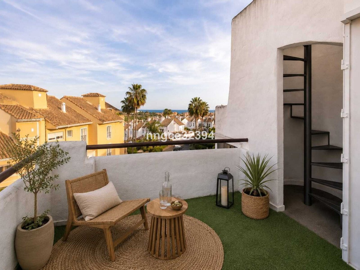3 Bed Penthouse Duplex in New Golden Mile
