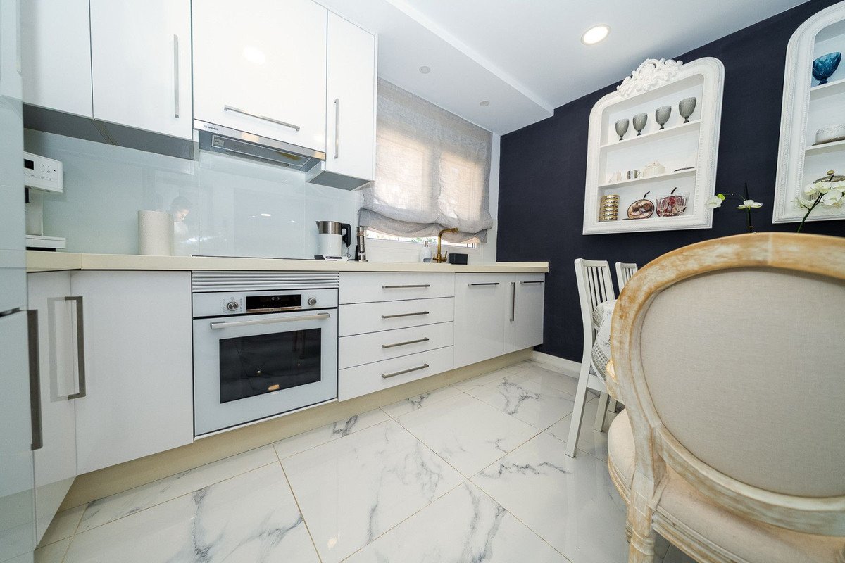 5 Bed Detached Villa in Pilar de la Horadada