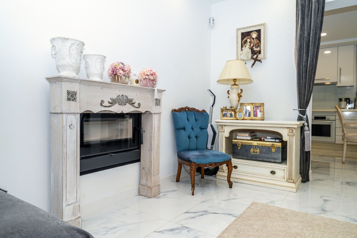 5 Bed Detached Villa in Pilar de la Horadada