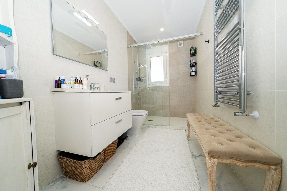 5 Bed Detached Villa in Pilar de la Horadada