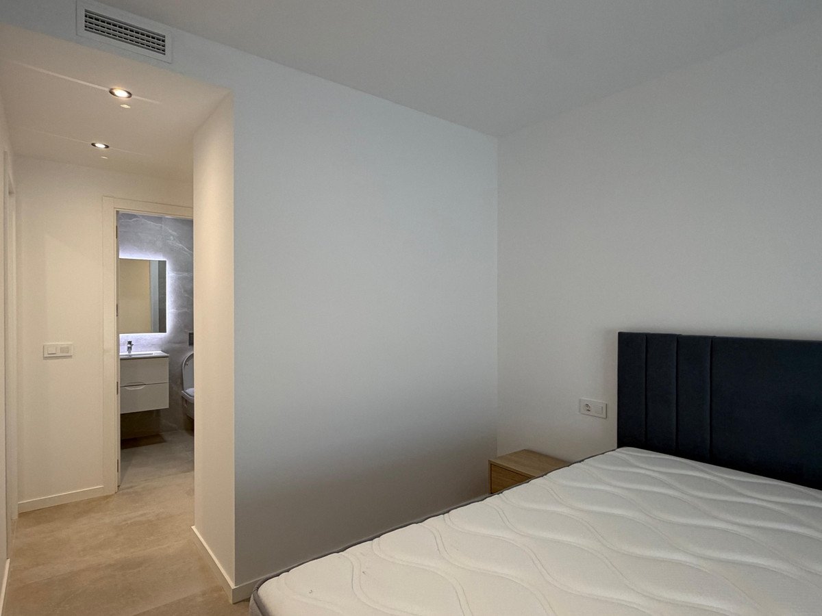 2 Bed Middle Floor Apartment in Finestrat