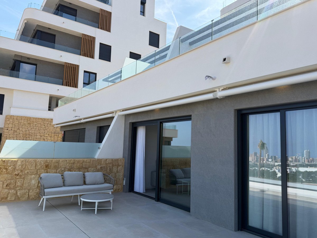 2 Bed Middle Floor Apartment in Finestrat