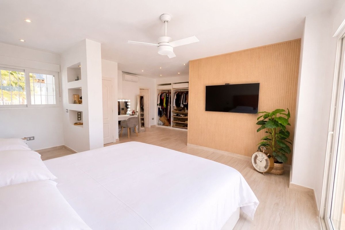 3 Bed Detached Villa in Los Dolses