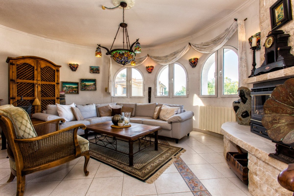 4 Bed Detached Villa in Fanadix