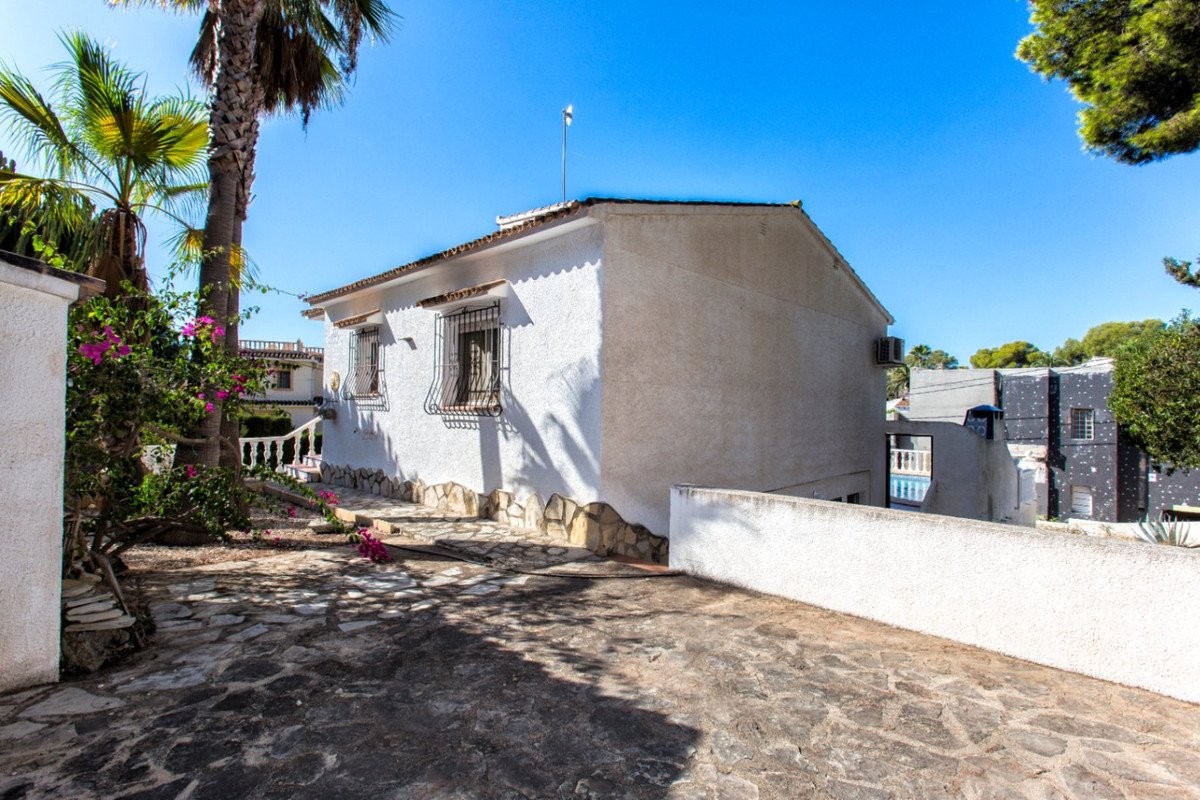 4 Bed Detached Villa in Fanadix