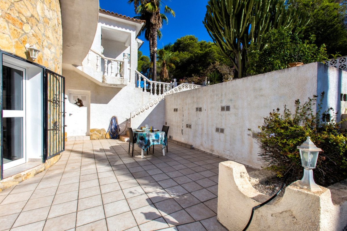 4 Bed Detached Villa in Fanadix