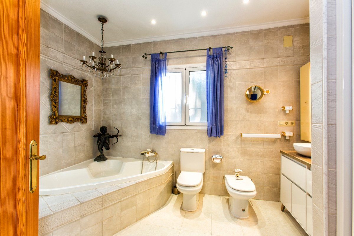 4 Bed Detached Villa in Fanadix