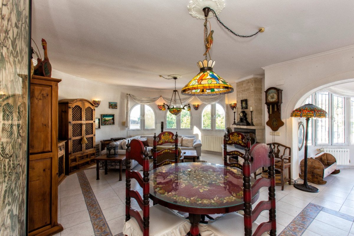 4 Bed Detached Villa in Fanadix