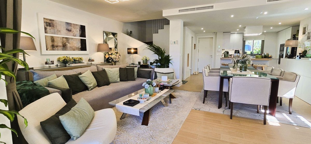 3 Bed Semi-Detached House in Mijas Costa
