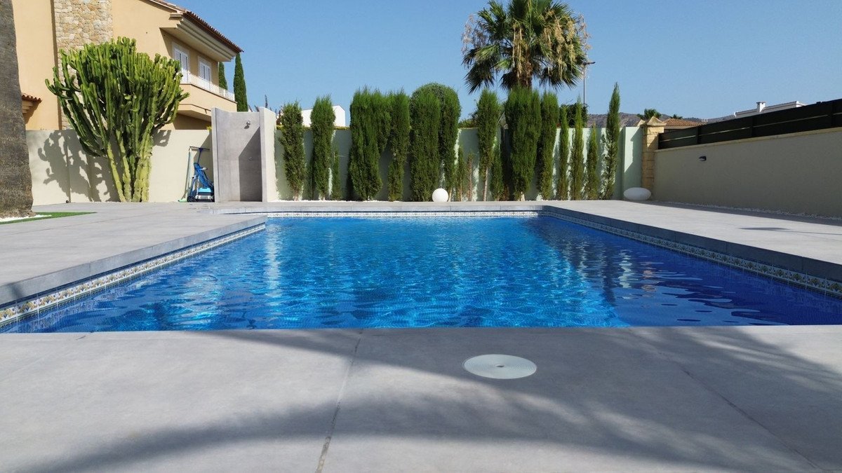 4 Bed Detached Villa in L'Alfás del Pi