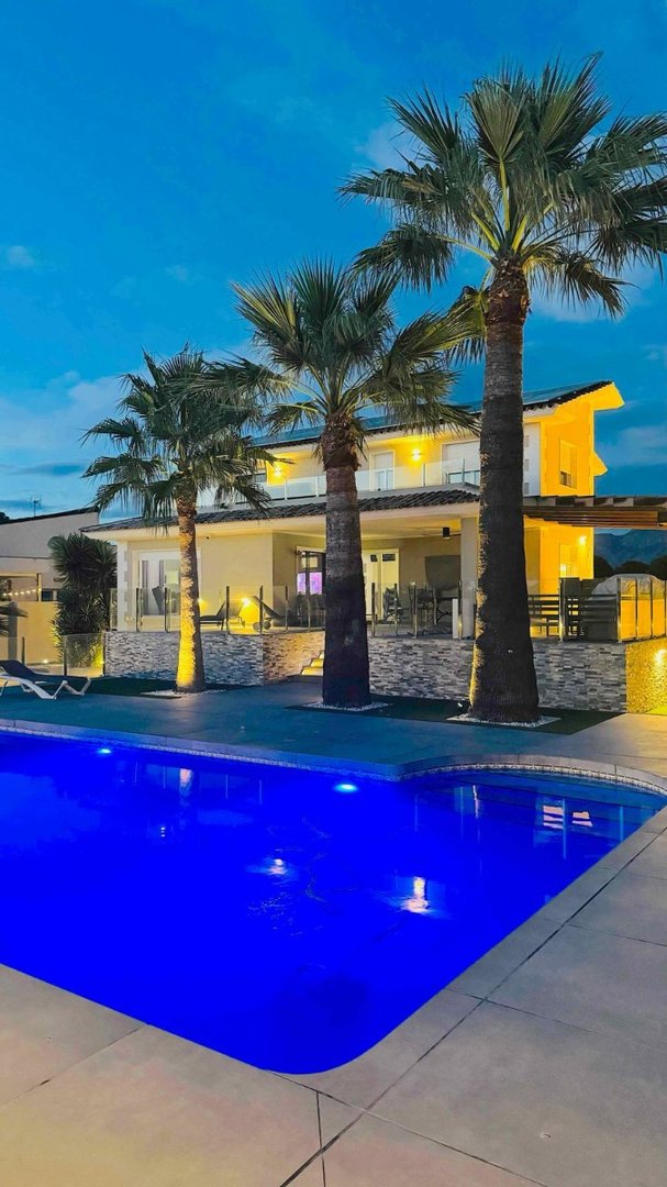 4 Bed Detached Villa in L'Alfás del Pi