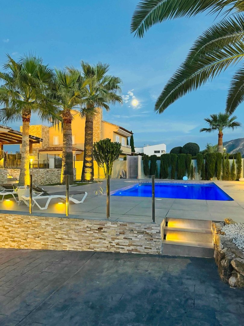 4 Bed Detached Villa in L'Alfás del Pi