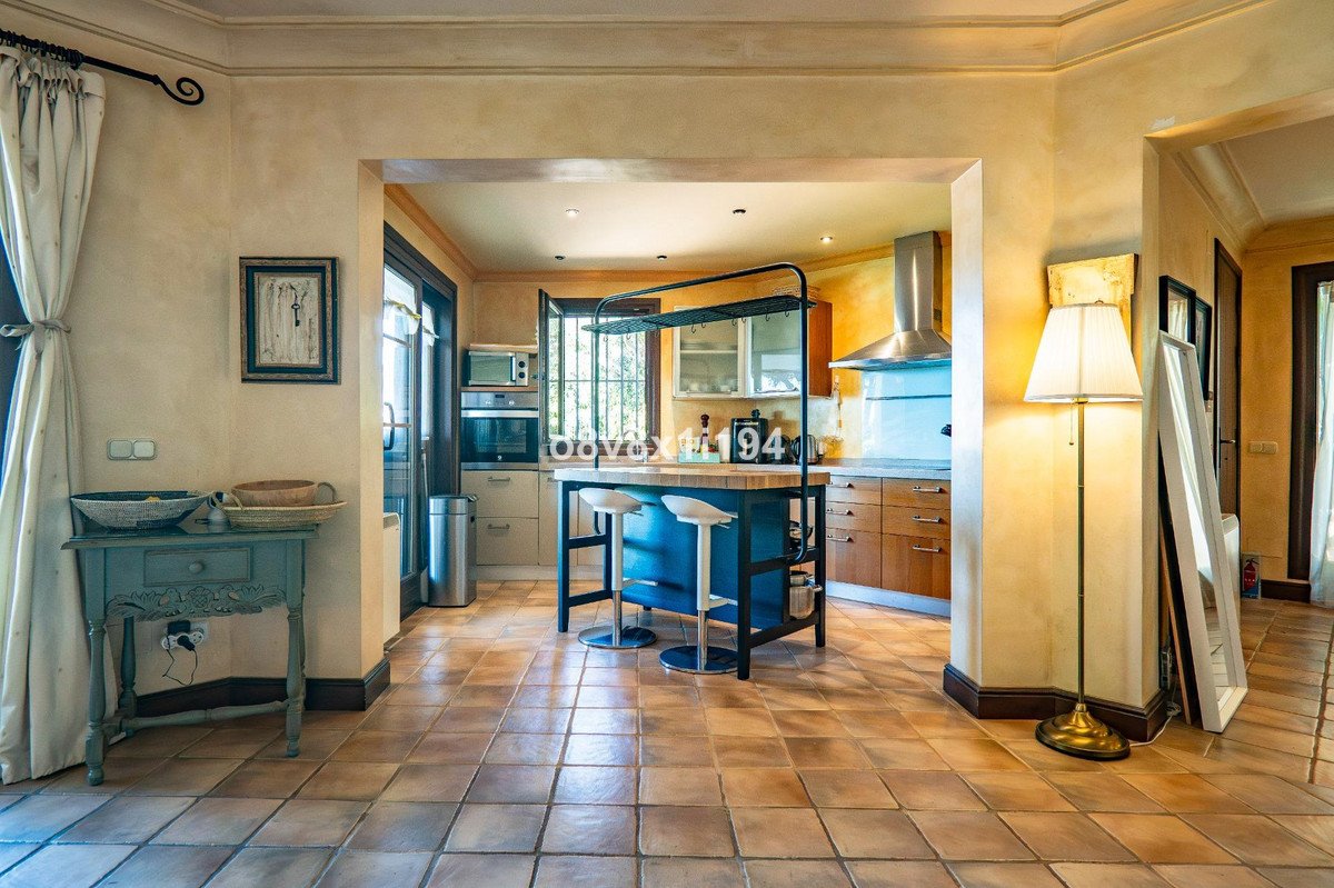 2 Bed Detached Villa in Marbella