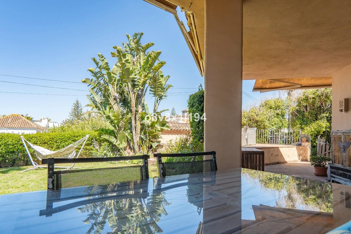 2 Bed Detached Villa in Marbella