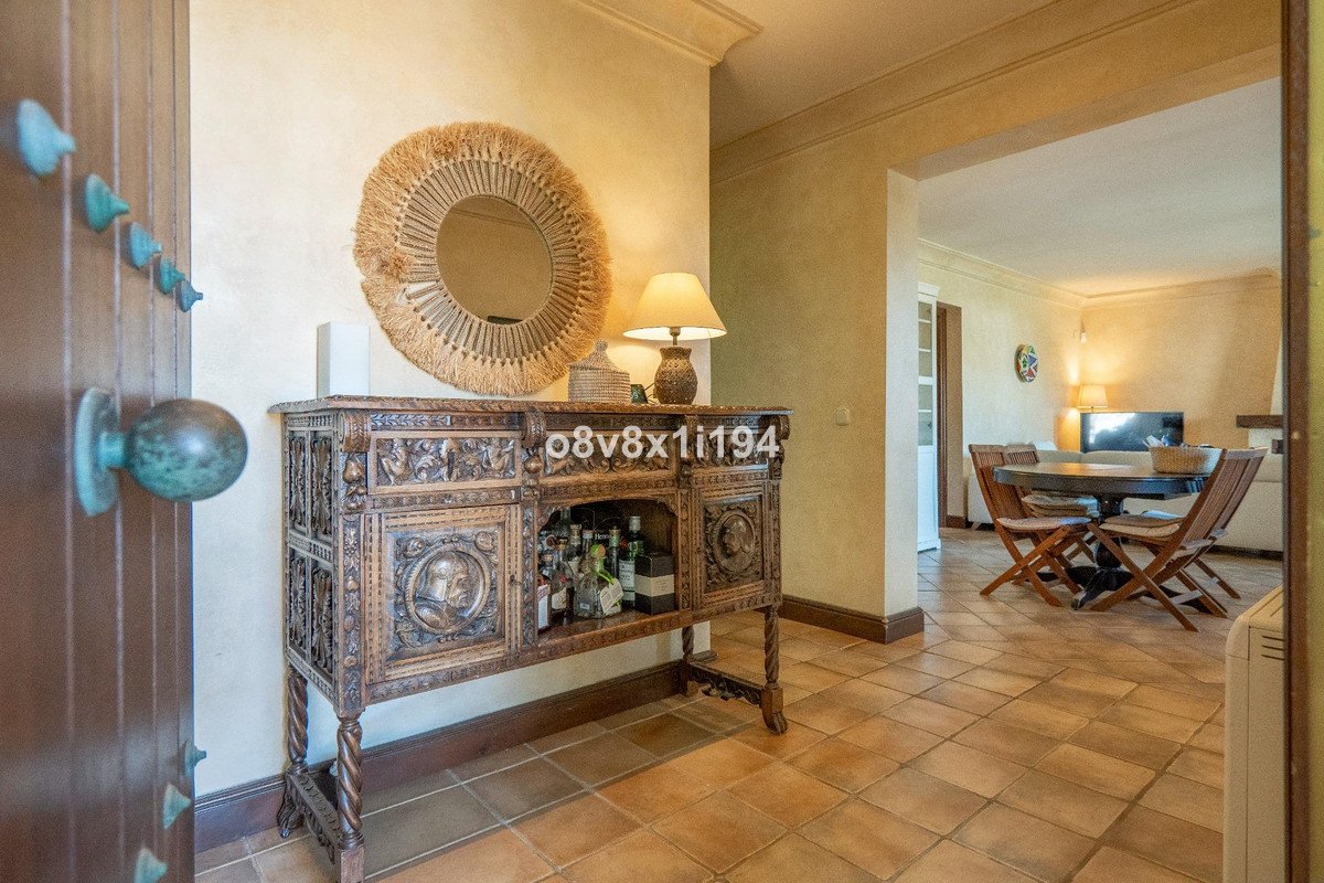 2 Bed Detached Villa in Marbella