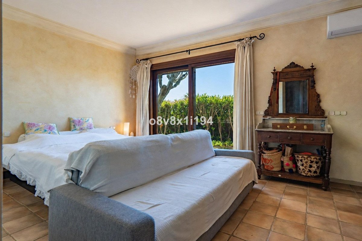 2 Bed Detached Villa in Marbella