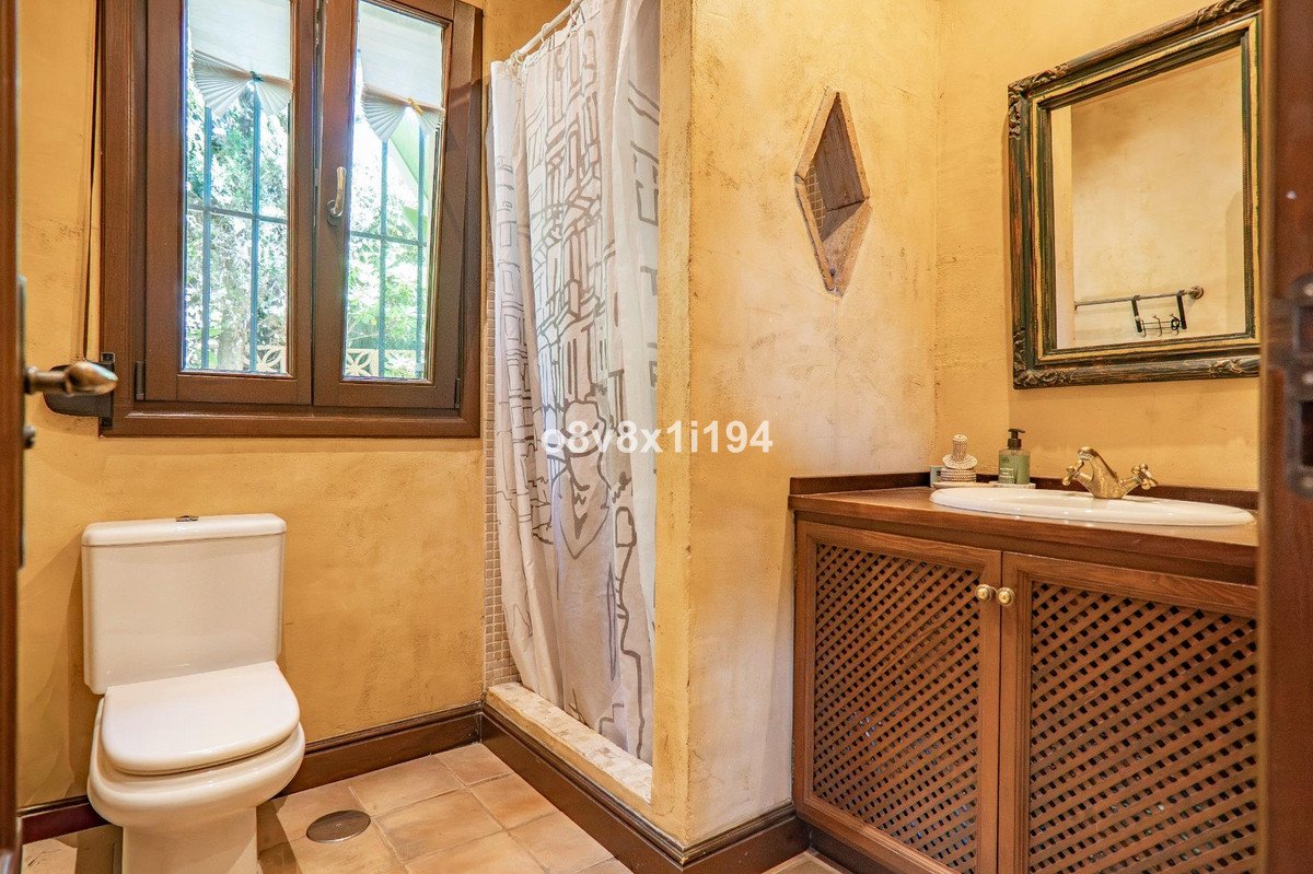 2 Bed Detached Villa in Marbella