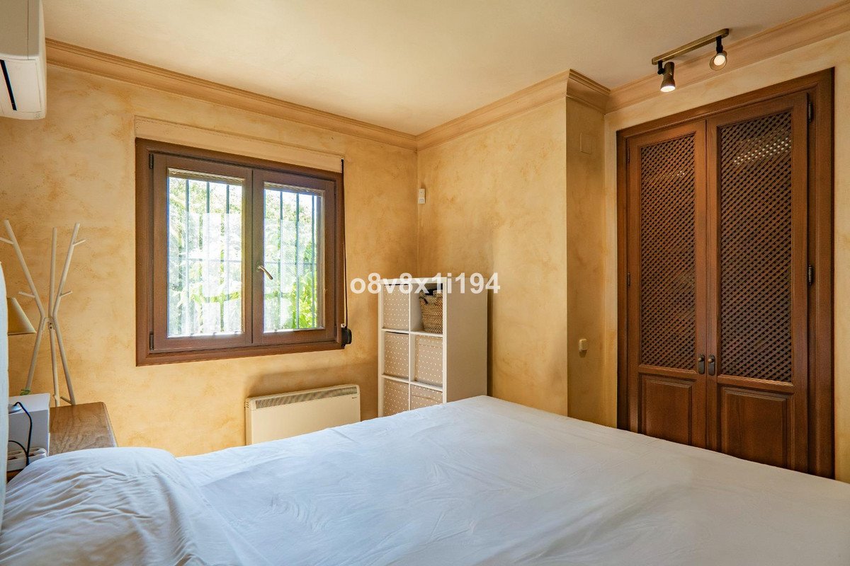 2 Bed Detached Villa in Marbella