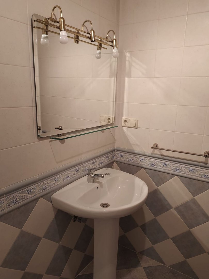 5 Bed Detached Villa in Casarabonela