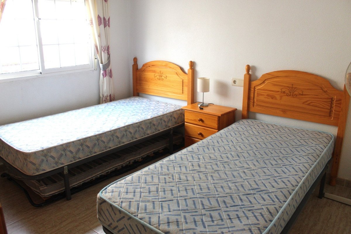 3 Bed Semi-Detached House in Montemar