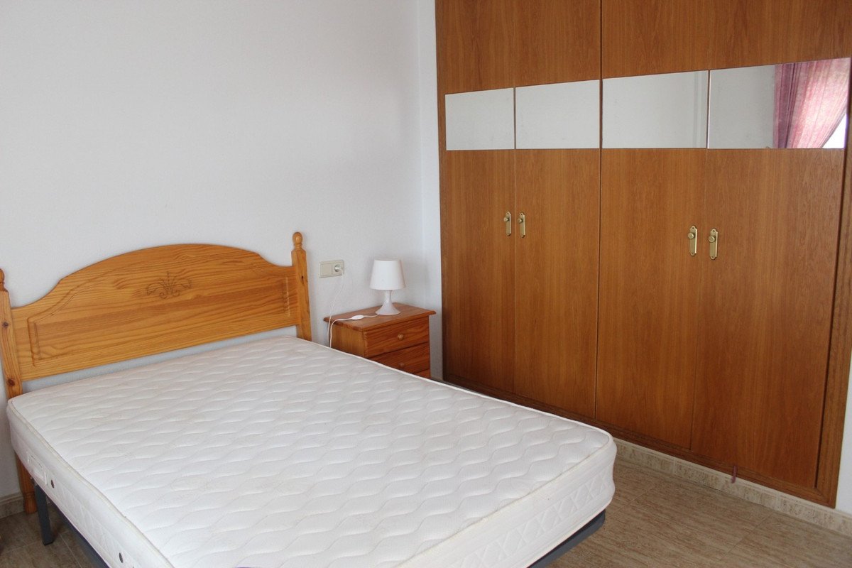 3 Bed Semi-Detached House in Montemar