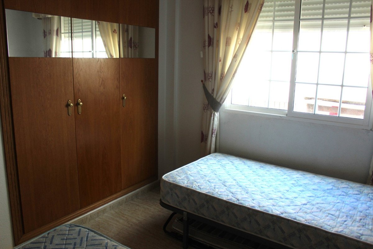 3 Bed Semi-Detached House in Montemar